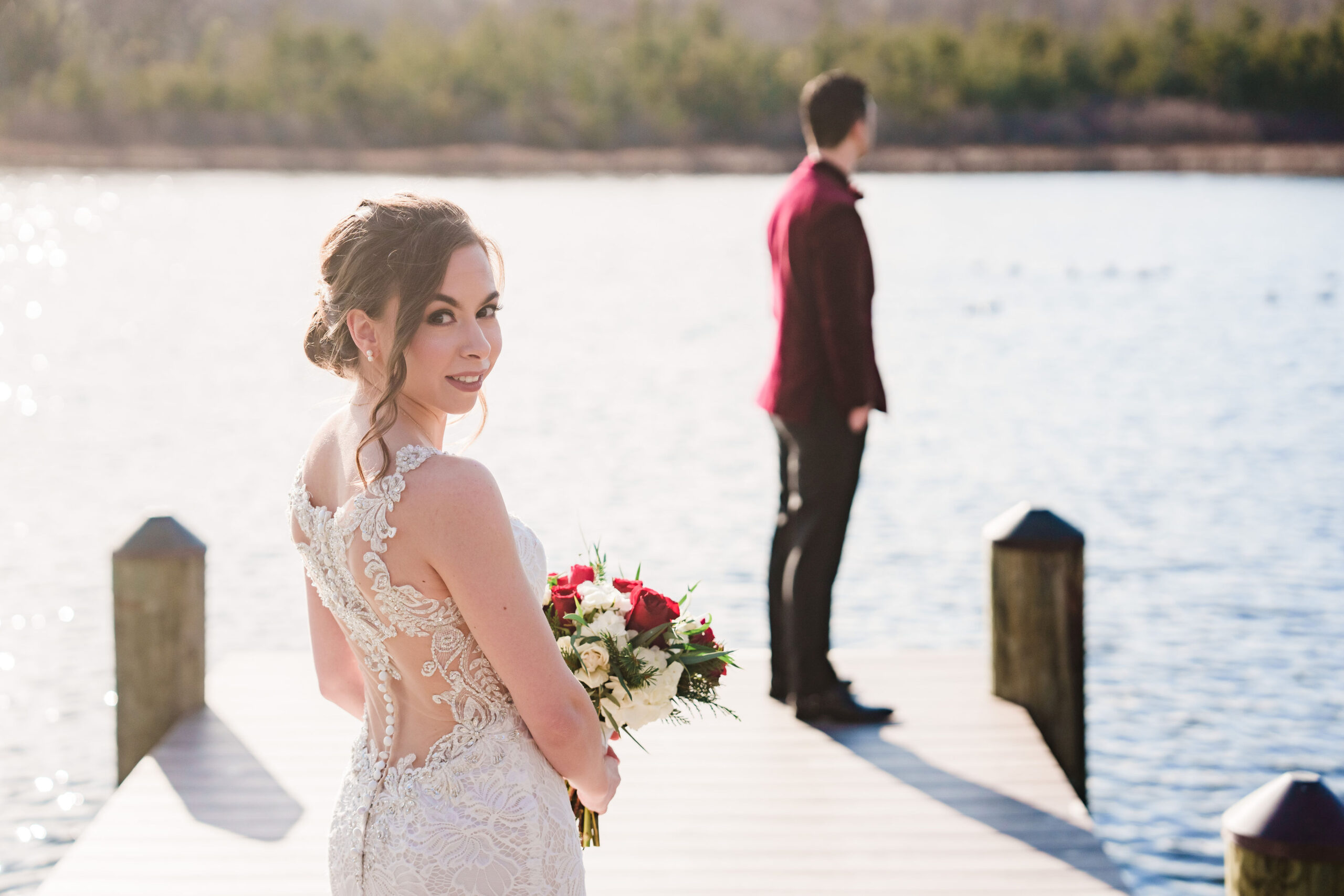 Lakeside Wedding Venues: Why Waterfront Weddings Are Popular