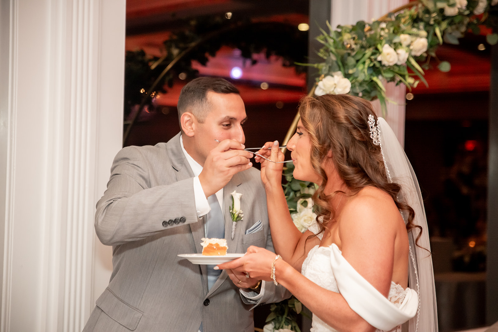 Candid Wedding Photography: Capturing Moments and Memories