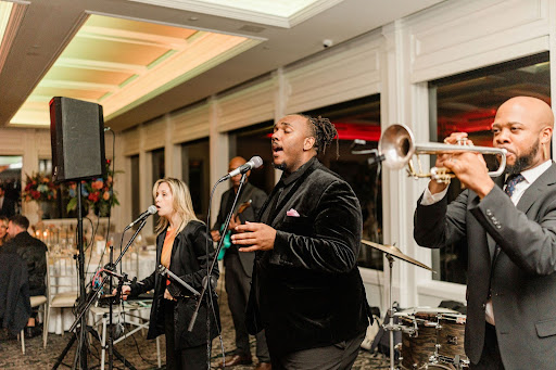 Wedding Playlist – Creating the Soundtrack for Your Celebration